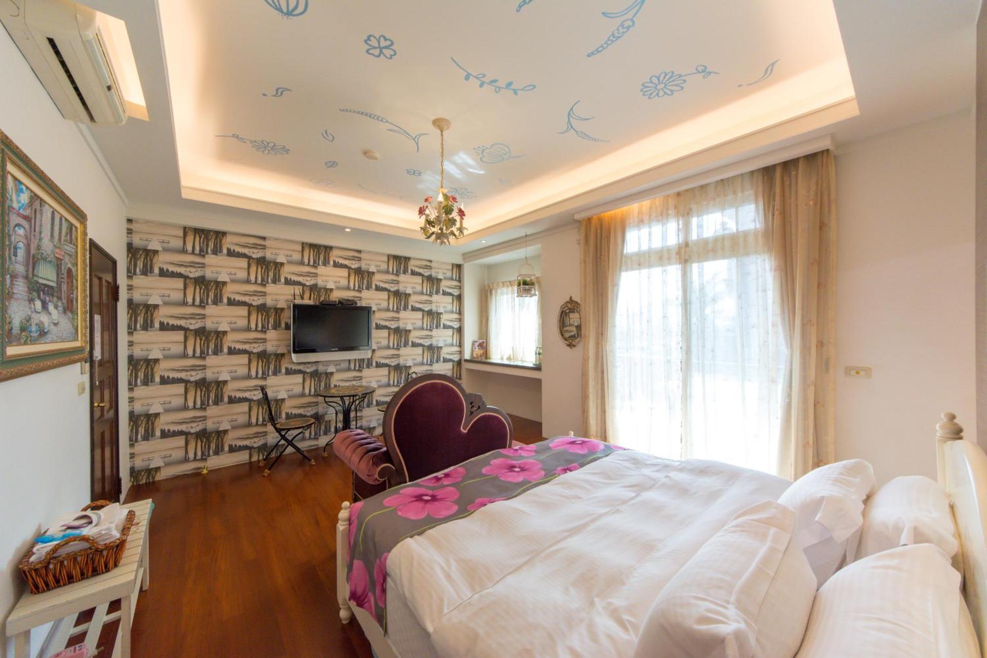 British Country Inn B&B Luodong Bagian luar foto
