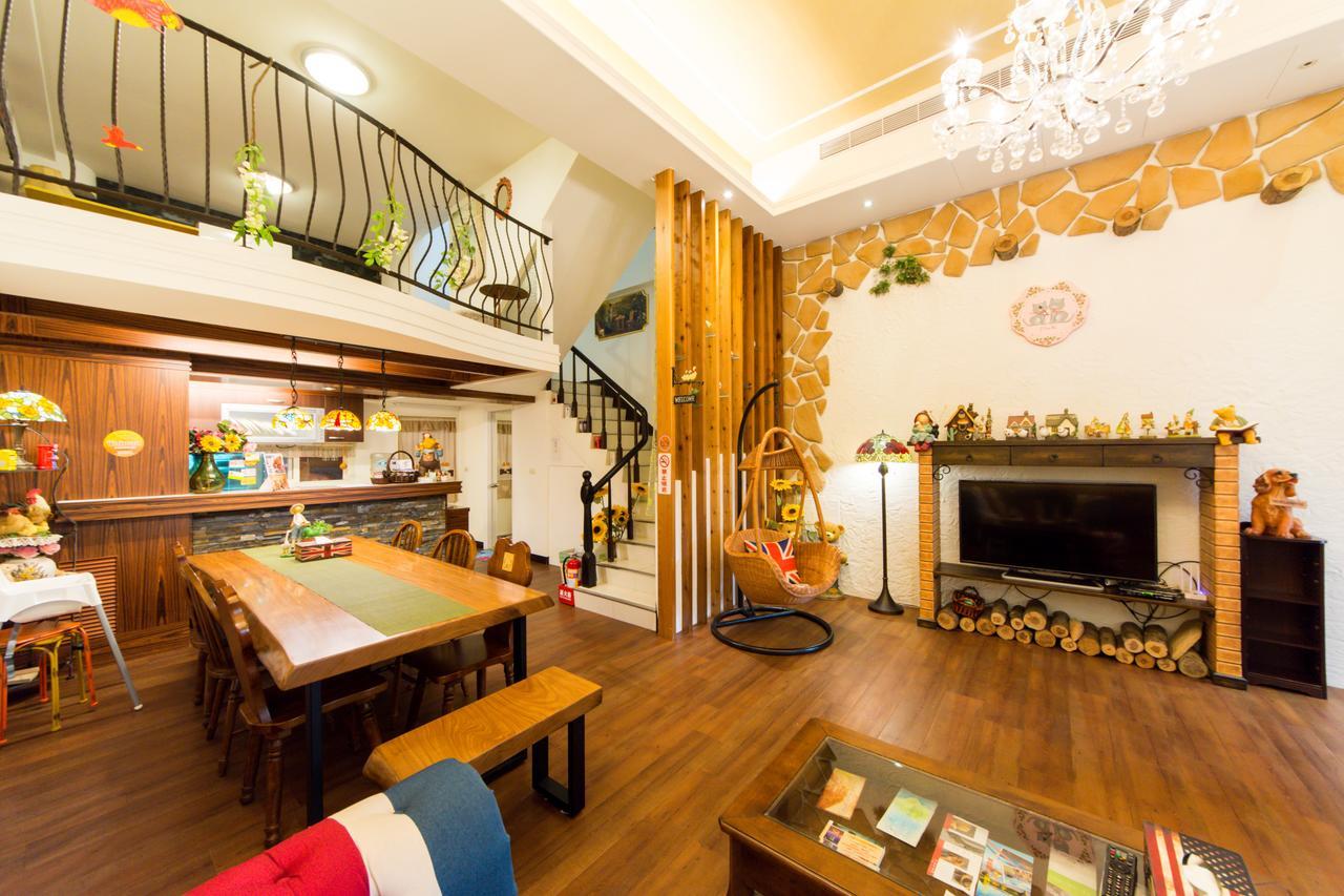 British Country Inn B&B Luodong Bagian luar foto